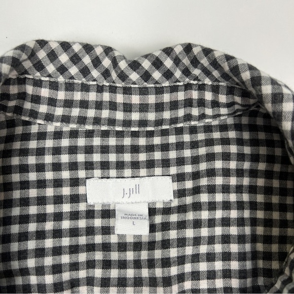J. Jill Black and White Plaid Button Down Shirt NWOT Size Large - Picture 5 of 7